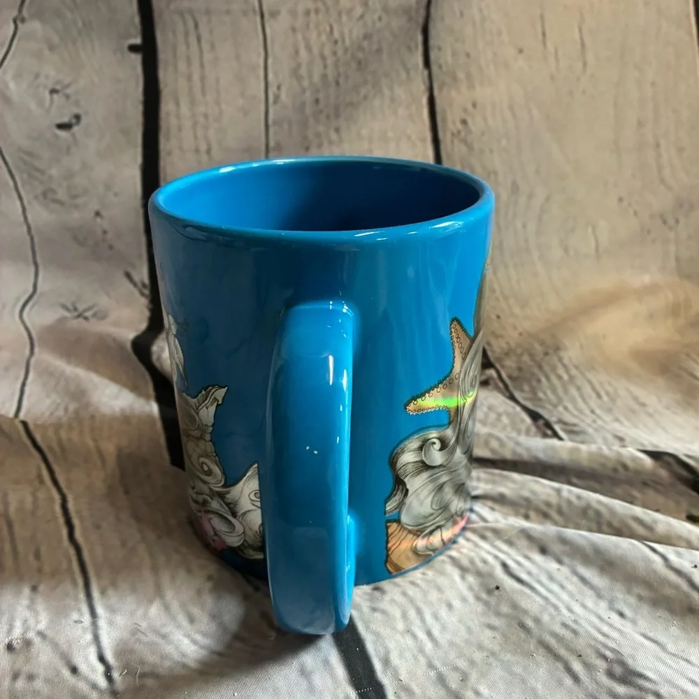 DISNEY METALLIC ARIEL BLUE MUG 20 OZ THE LITTLE MERMAID‎ IRIDESCENT RAINBOW